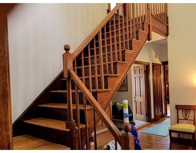 107 Waban Hill Rd unit R, Chestnut Hill, MA 02467 - photo 2