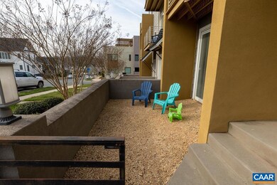 609 Lochlyn Hill Dr, Charlottesville, VA 22901 - photo 4