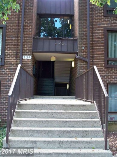 134 Roberts Ln unit 403, Alexandria, VA 22314 - photo 2