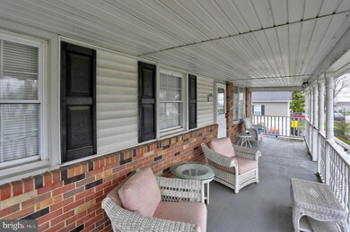 252 Asbury Rd, Pasadena, MD 21122 - photo 4