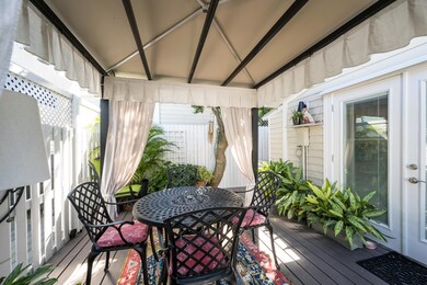 Covered Dining