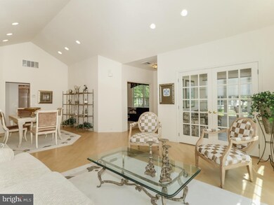 501 Poppy Ct unit V206, Langhorne, PA 19047 - photo 6