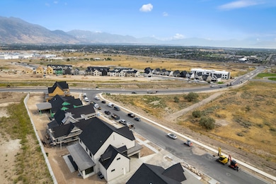 228 W Glenbrittle Dr unit 205, Lehi, UT 84048 - photo 2