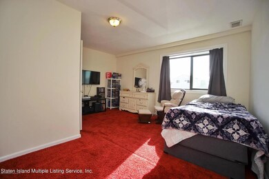 54 Selvin Loop unit 155, Staten Island, NY 10303 - photo 7