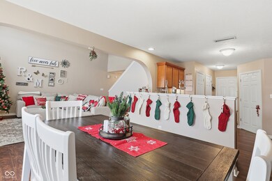 15460 Old Pond Cir, Noblesville, IN 46060 - photo 5