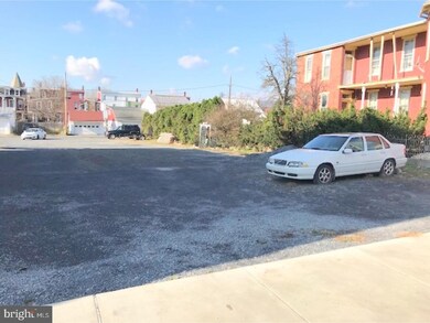 146 S 4th St, Hamburg, PA 19526 - photo 2