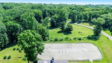 DE_35_Farwell_Ln_Greenwich_CT_DR6_9_2018