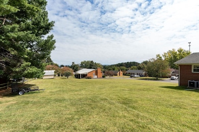 116 Fox Hill Dr, Staunton, VA 24401 - photo 3