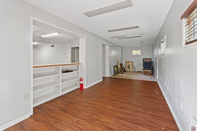 78 Ash St, Calvert City, KY 42029 - photo 5