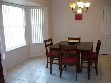 209 Blue Jay Ln, Laredo, TX 78045 - photo 4