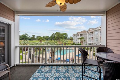 Balcony with ceiling fan