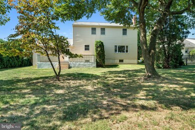 2993 Pennview Ave, Broomall, PA 19008 - photo 4