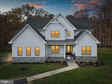 16630 Dominion Reserve Ct, Broad Run, VA 20137 - photo 2