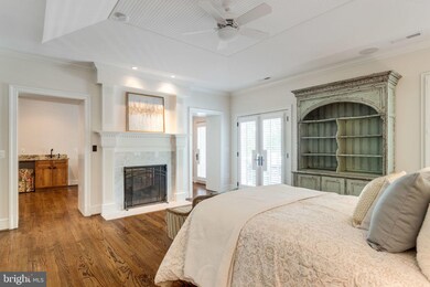 8704 Standish Rd, Alexandria, VA 22308 - photo 3