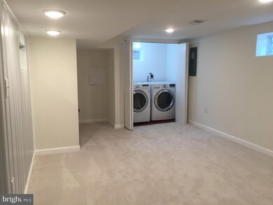 4905 Winthrop St, Oxon Hill, MD 20745 - photo 3