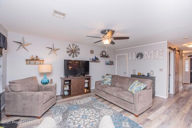 16 Sand Hollow Dr, Drums, PA 18222 - photo 6