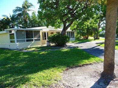 599 HARBOR DR