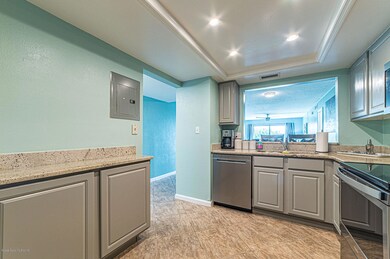 Dunes Kitchen 1