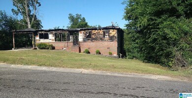 2805 9th St NE, Center Point, AL 35215 - photo 2