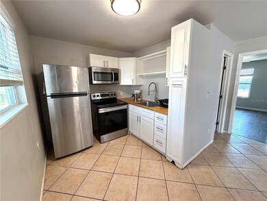 999 Dr Martin Luther King jr St S unit 4, Saint Petersburg, FL 33705 - photo 3