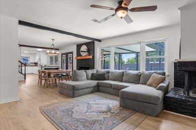 1144 Forest Oaks Ln, Hurst, TX 76053 - photo 6