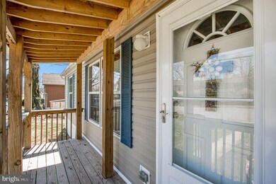 261 Carlisle Ave, Enola, PA 17025 - photo 3