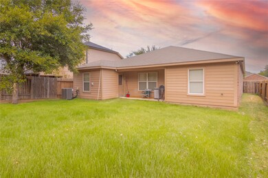 12214 Estelle Ln, Pinehurst, TX 77362 - photo 4