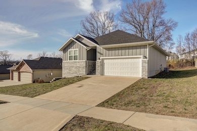 969 E Lakota St, Nixa, MO 65714 - photo 2