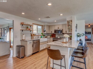 2879 Tulip St, Eugene, OR 97408 - photo 7