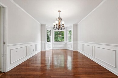 Formal Dining