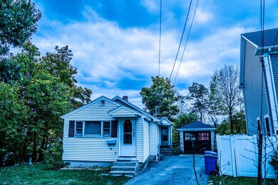 208 Pine Hill Cir, Waltham, MA 02451 - photo 2