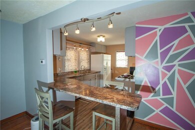 2621 13th St, Columbus, IN 47201 - photo 4