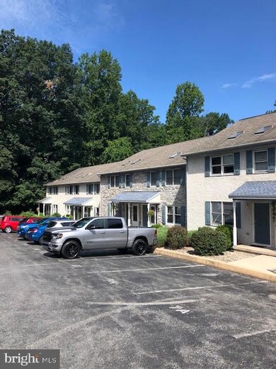 10 Maplewood Ave, Mohnton, PA 19540 - photo 2