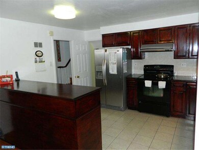 405 Burning Tree Rd, Wallingford, PA 19086 - photo 5