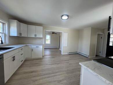 96 Mcnamara St, Lewiston, ME 04240 - photo 6