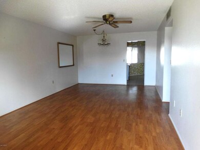 10860 W Santa fe Dr unit 55, Sun City, AZ 85351 - photo 5