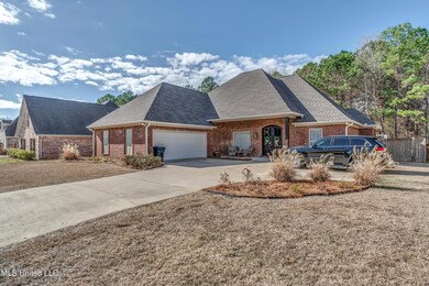 129 Caledonian Blvd-74