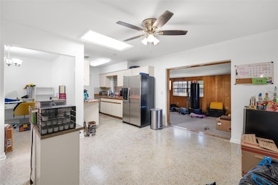 7706 W Elm St, Tampa, FL 33615 - photo 5