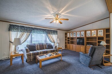 1769 Winchester Rd W, Bucyrus, OH 44820 - photo 3