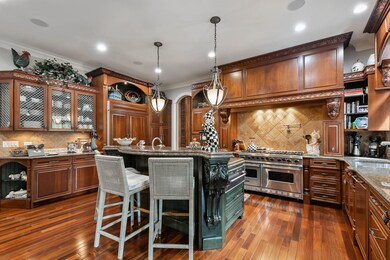 992 Sylvan Cir, Naperville, IL 60540 - photo 5