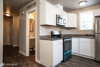 Lower_Kitchen_Living_2