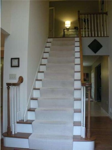 905 Pine Heights Rd, Reading, PA 19605 - photo 3