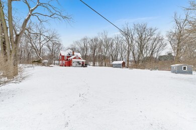 1845 W River Rd Niles MI 49120-large-002
