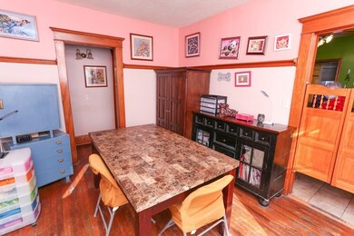 25 Berbay Cir, Springfield, MA 01109 - photo 5