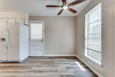 6491 Lontos Dr, Dallas, TX 75214 - photo 5