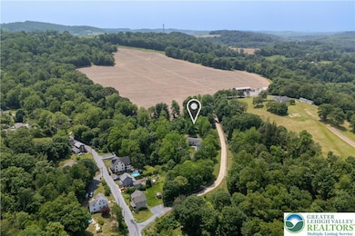 416 Owl Aly, Slatington, PA 18080 - photo 4