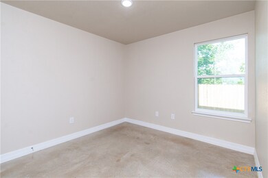 807 White Meadow Ln unit A, Harker Heights, TX 76548 - photo 7