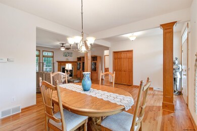 8 Rolling Brook Dr, Ballston Spa, NY 12020 - photo 4