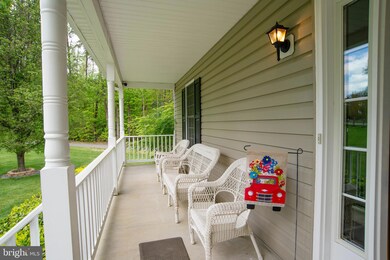 10945 Ashby Dr, Fredericksburg, VA 22407 - photo 2