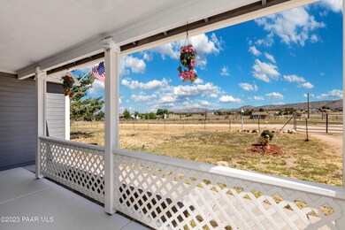 815 W Ahonen Rd unit 4, Paulden, AZ 86334 - photo 4